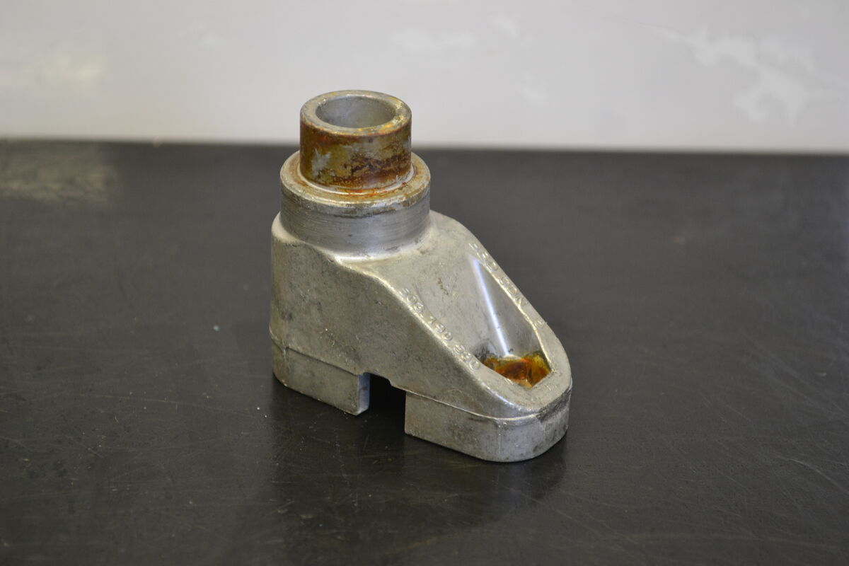 Bandhjuls fäste M8 Brp,  605451906