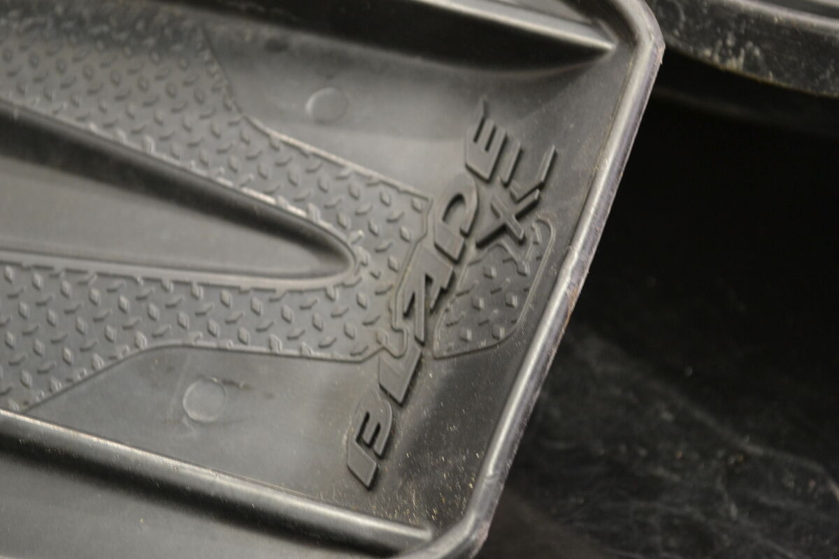 Blade Xc sukset Musta/Punainen