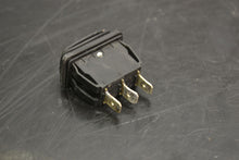 Peukalonlämmittimen katkaisin,  515177498