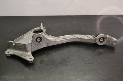 Moottorin kannake 600, 900 Ace, 518327535