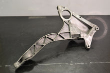 Moottorin kannake 600, 900 Ace, 518327535