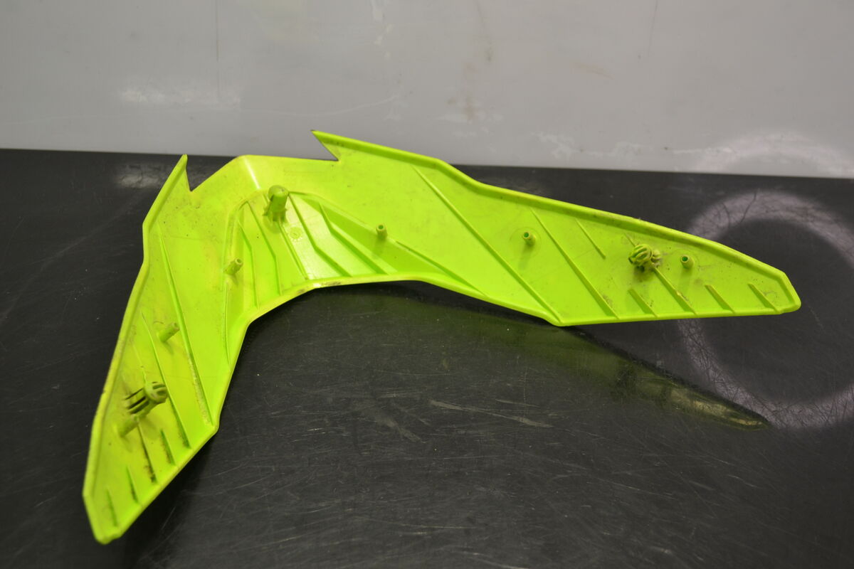 Vindrutesram Manta Grön Ski-Doo