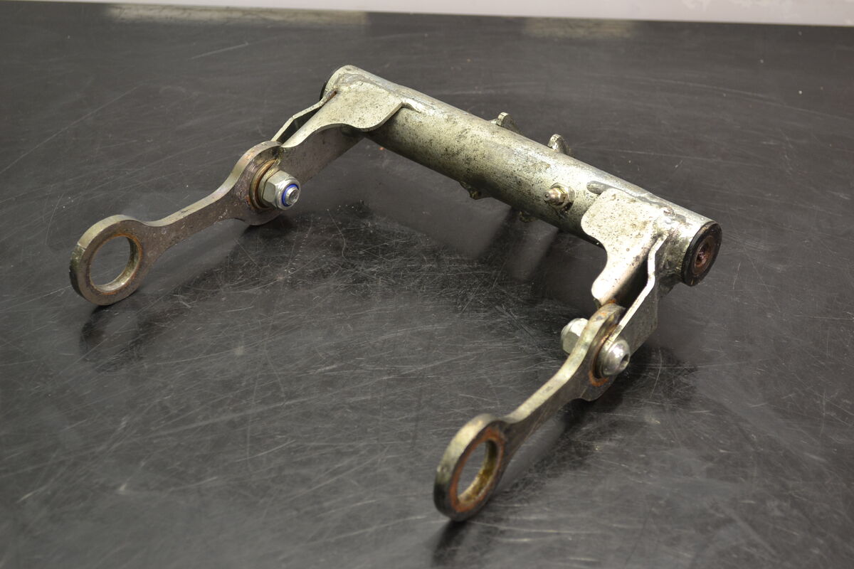 Etupukin linkku PPS, 605355772