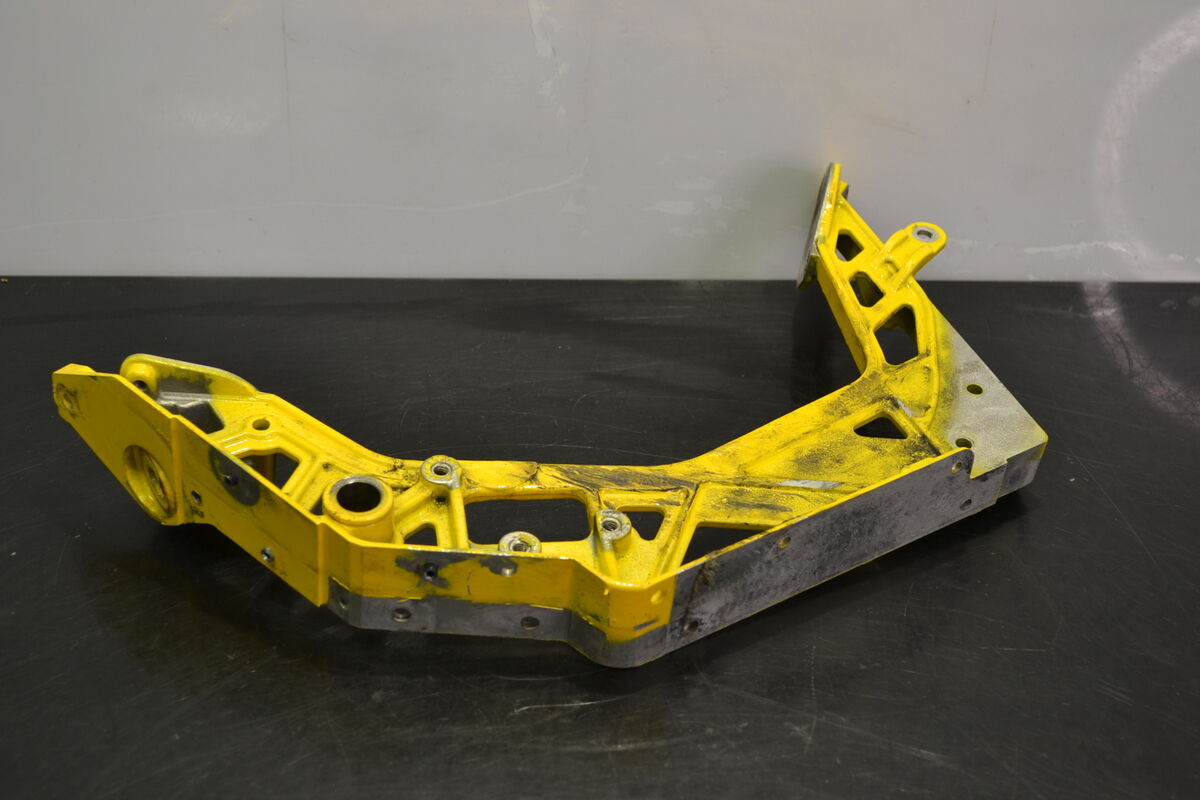 LH Member, Keltainen Ski-Doo XRS 2014