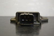 Jännitteensäädin 800 Powertek, 600 RS