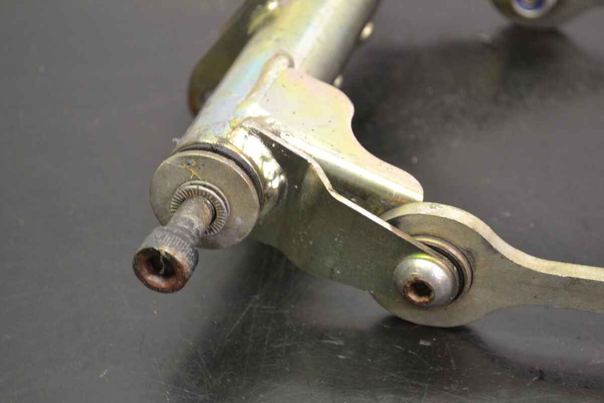 Etupukin linkku PPS, 605355772