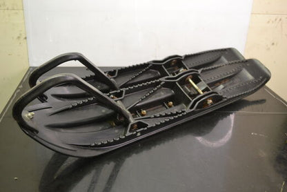 Skidor Polaris Gripper Svart, 1823814-070