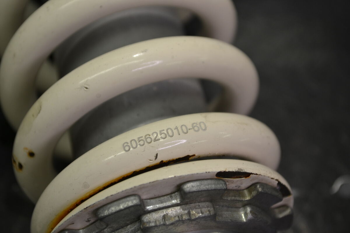 Etupukin iskunvaimennin PPS, 619330004