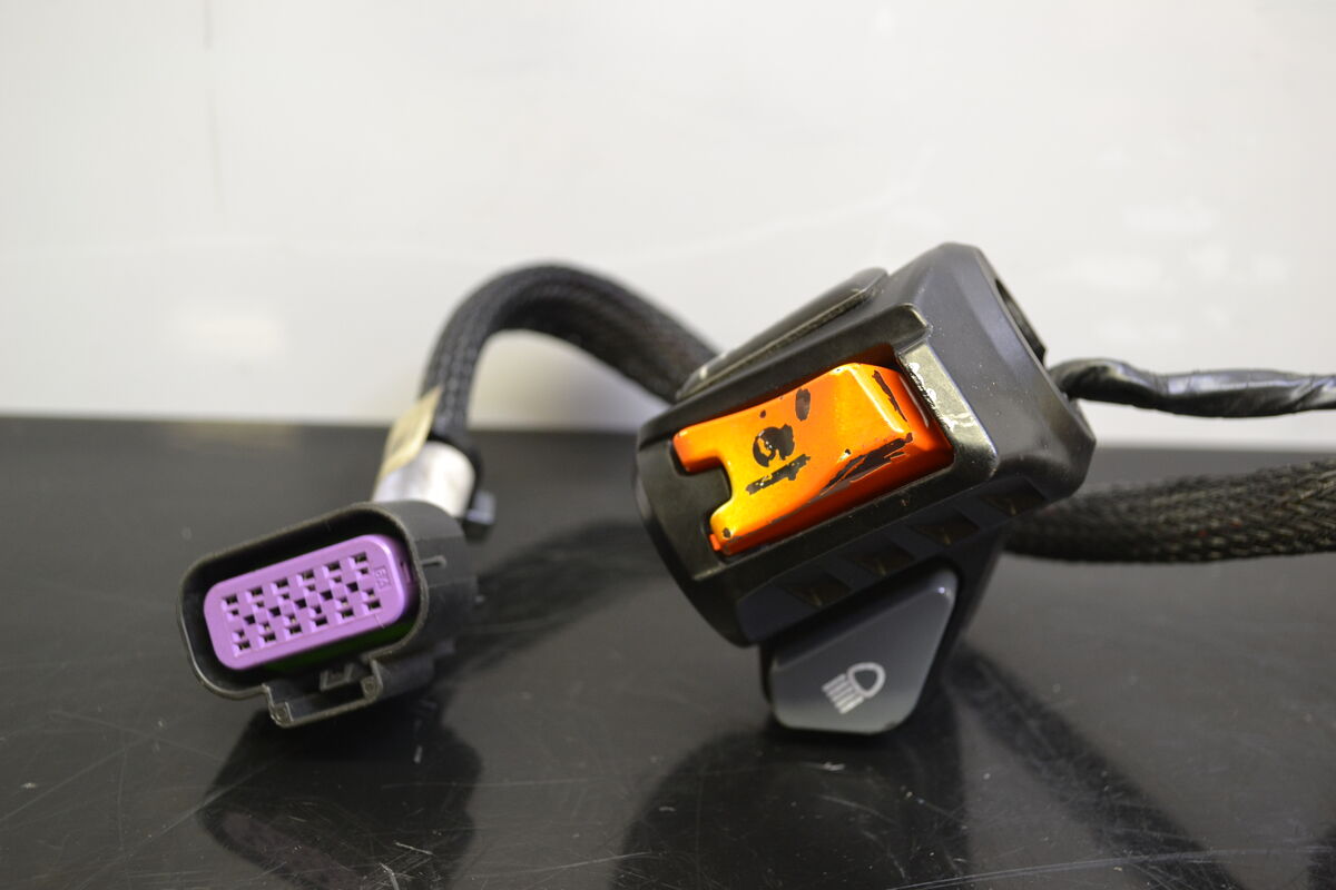 Ohjaustangon katkaisijat,  515177615