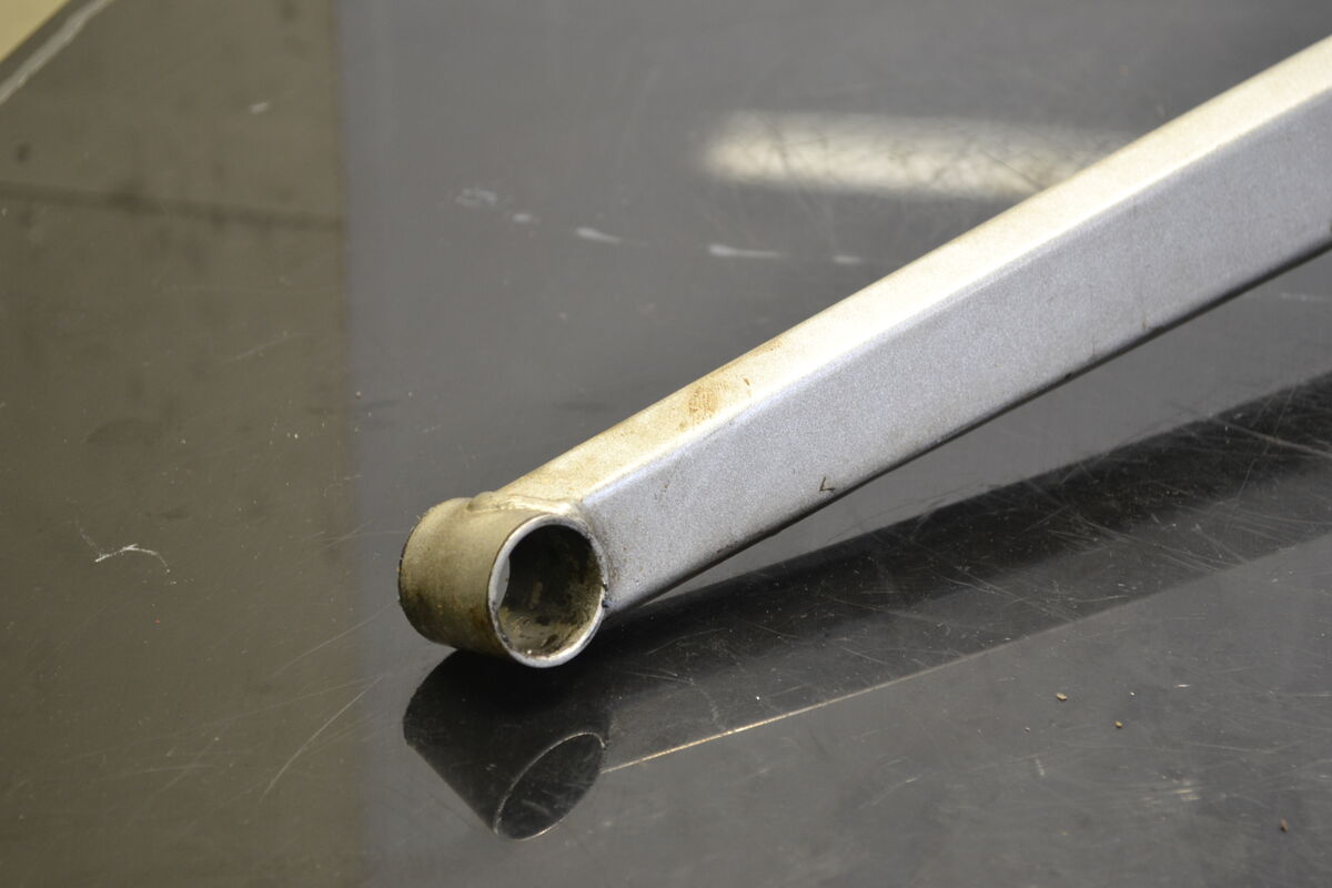 Pitkittäistukivarsi oikea Mxz 600, 505070645