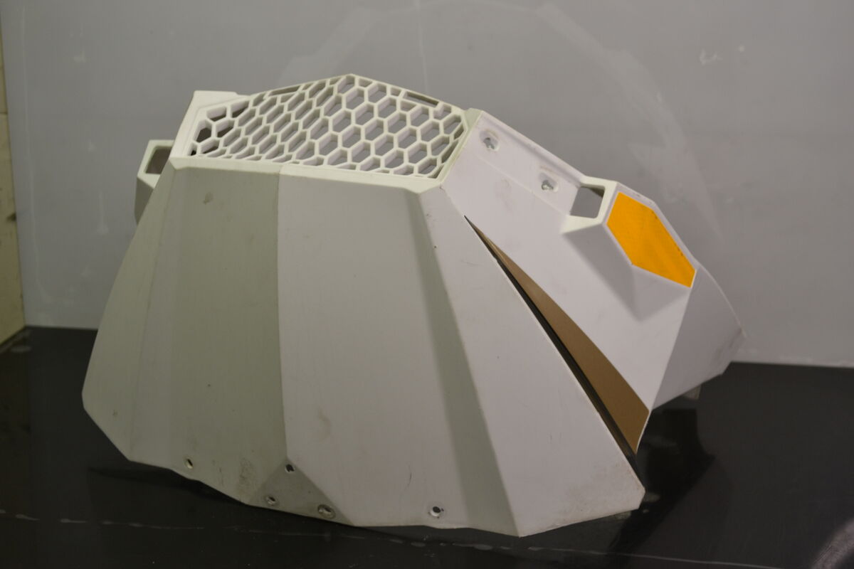 Keulamuovi valkoinen Ski-Doo, Lynx 08-13