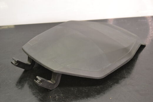 Hansikaslokeron kansi Ski-Doo Gen5,  517308579
