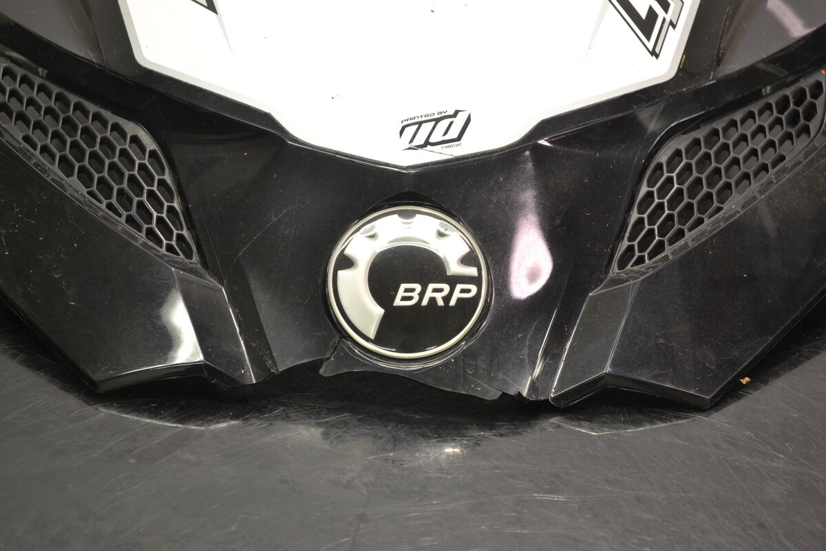 Konepelti Musta Lynx, Ski-Doo 08-13 (2 laatu)