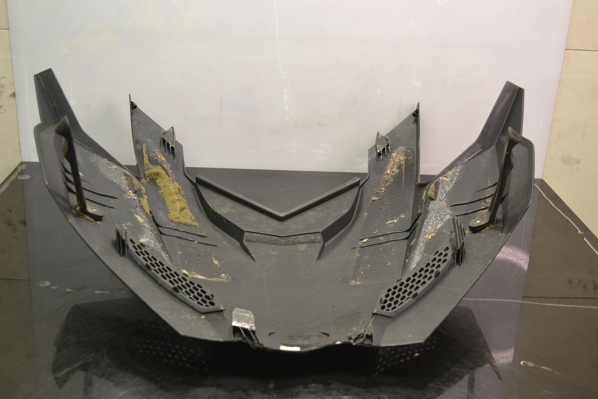 Konepelti Musta Lynx, Ski-Doo 08-13 (2 laatu)