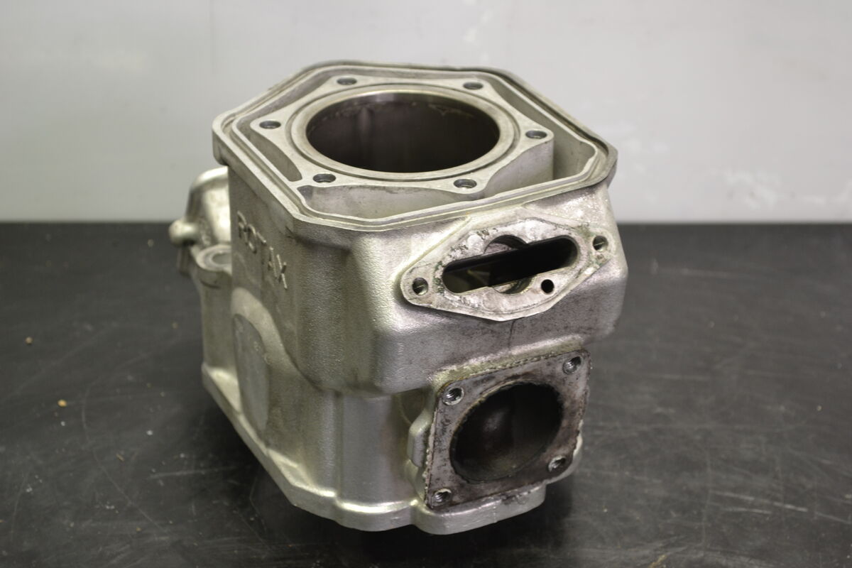 Sylinteri 600 RS, 420413350