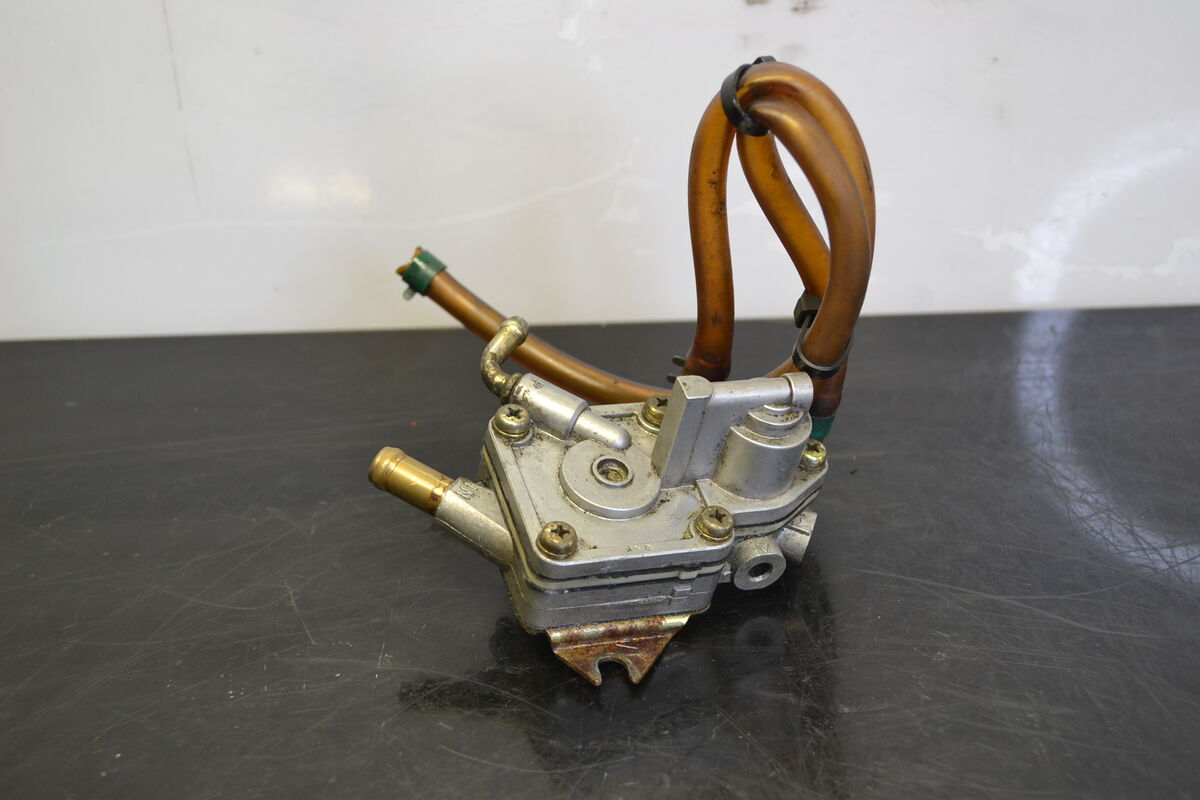 Polttoainepumppu Mxz 600, 403901800