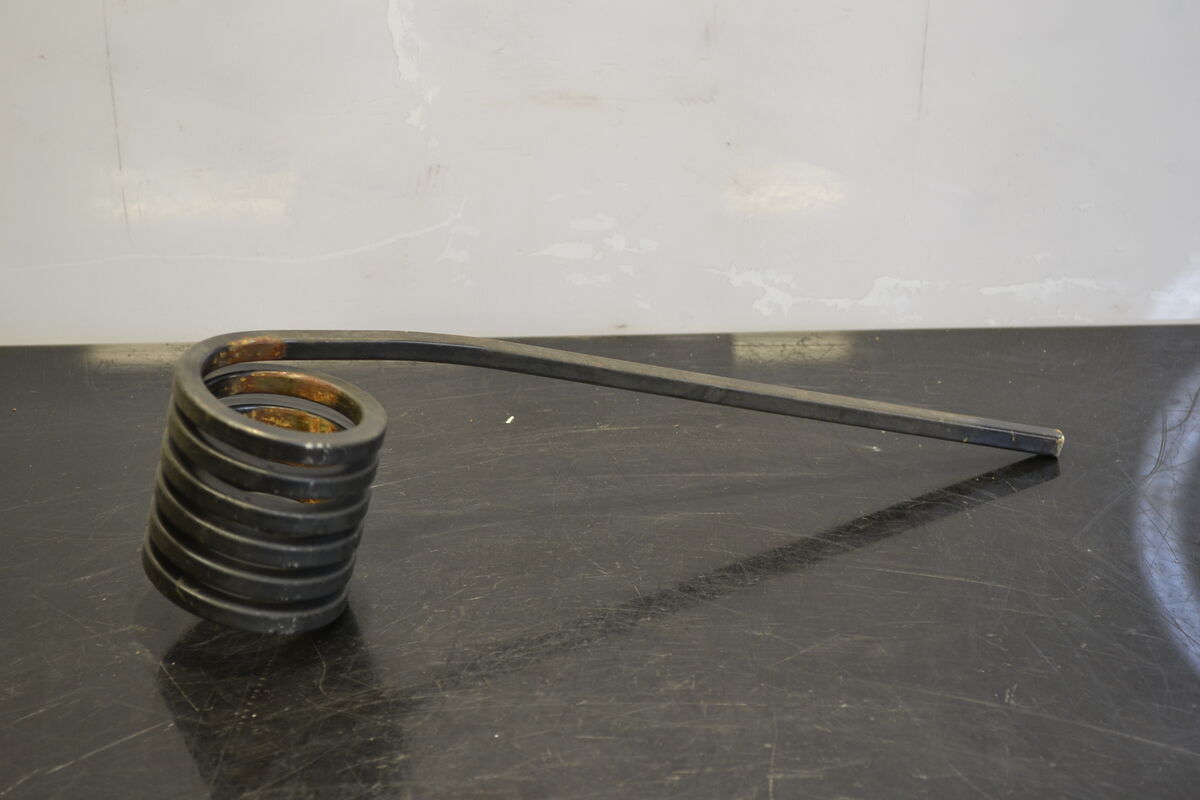 Takapukin jousi vasen XRS, 503191188