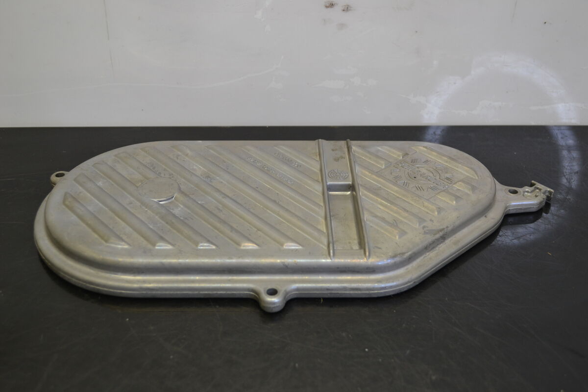 Ketjukotelon kansi Mxz 600, 080044000