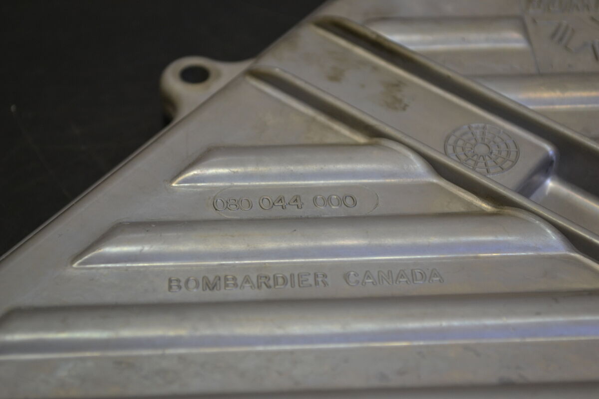 Ketjukotelon kansi Mxz 600, 080044000