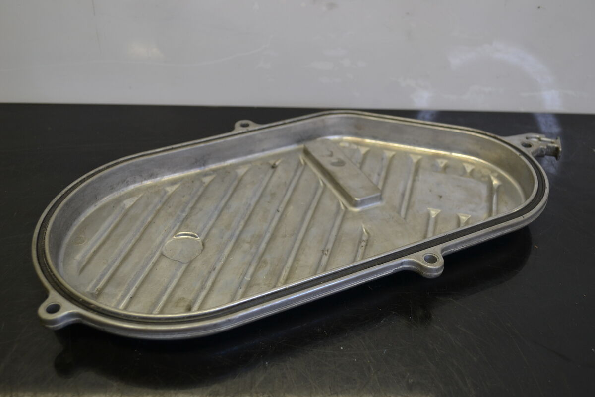 Ketjukotelon kansi Mxz 600, 080044000