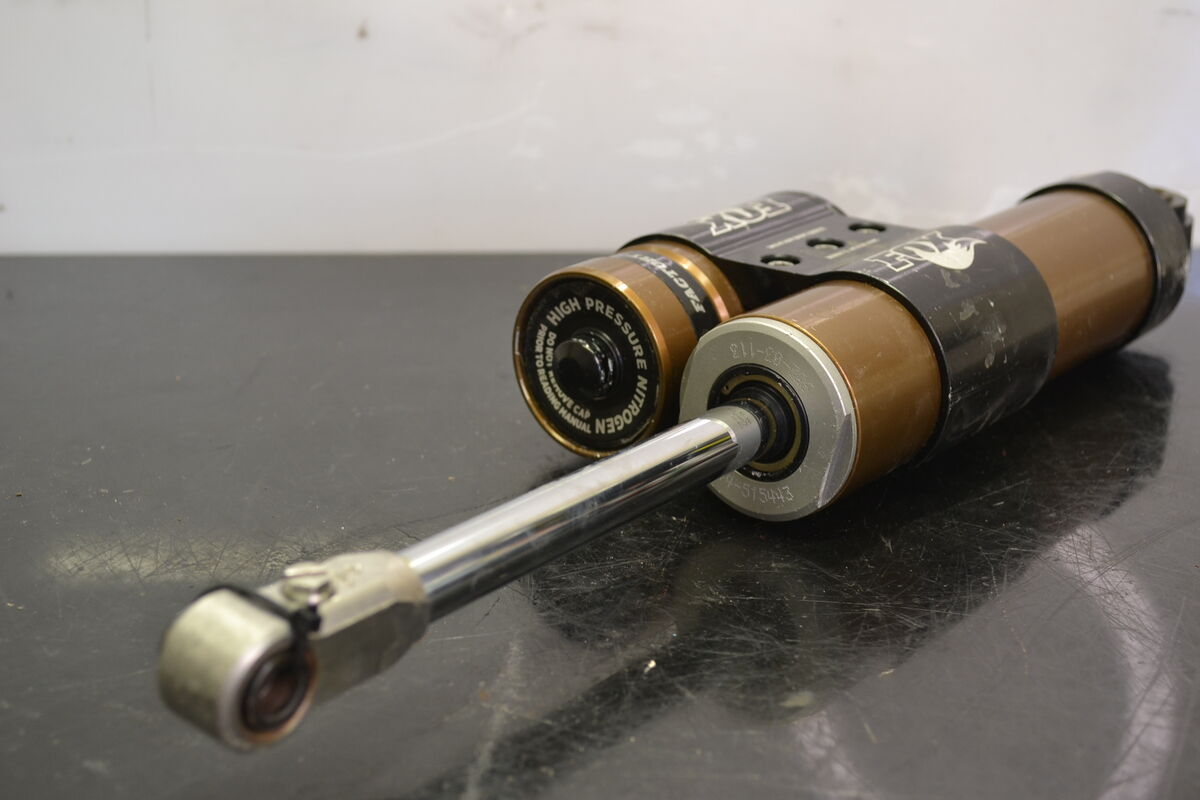 Fox Zero RC2 Takapukin iskunvaimennin, Polaris Indy