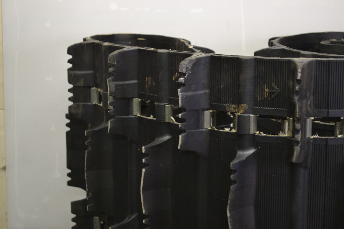 Camoplast 325x41 cm 44mm  2,86", 504153162