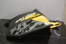 Sivuposki vasen Ski-Doo XRS 2012, 517304030