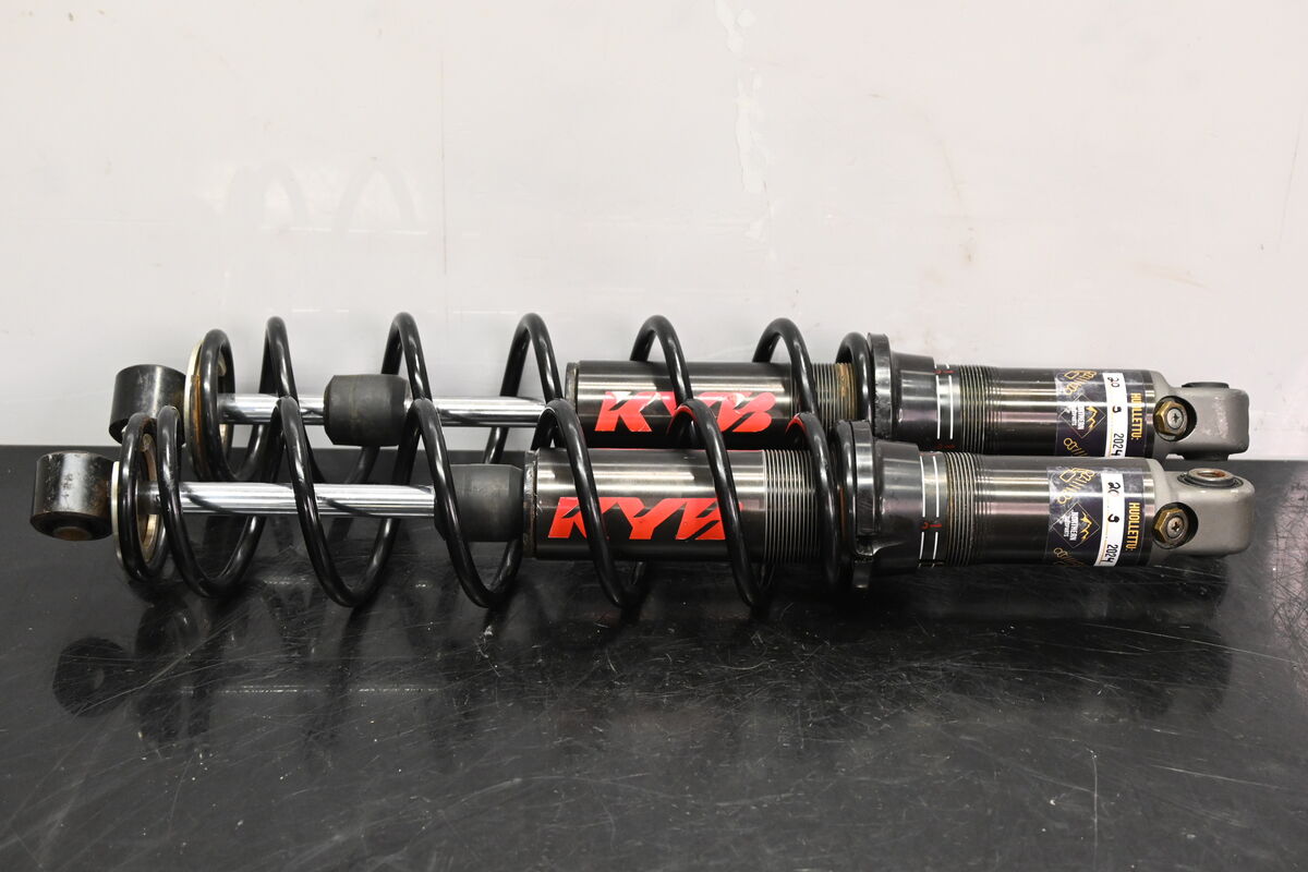 KYB Etuiskunvaimentimet, Summit X 2013