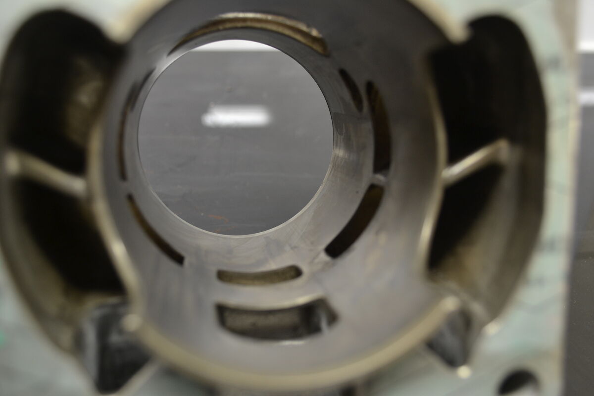 Sylinteri Rotax 700 420923692