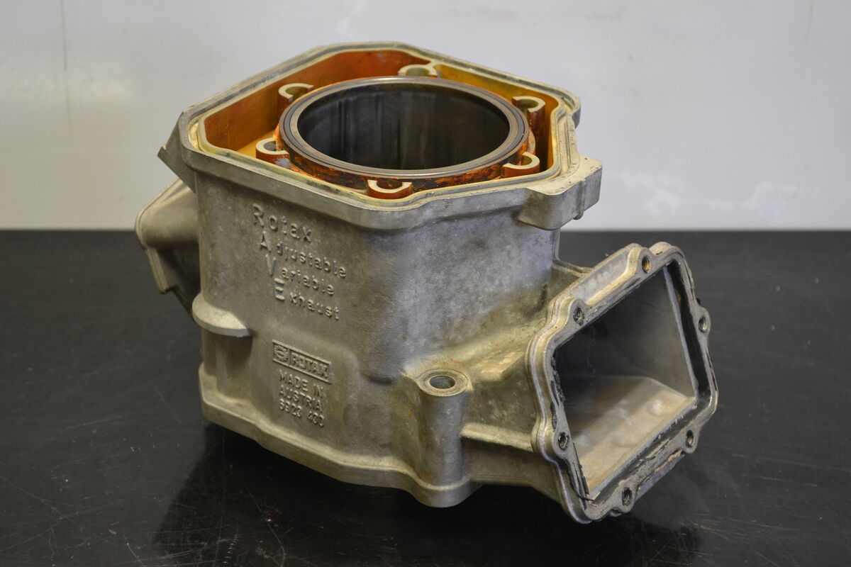 Sylinteri Rotax 600 ss 99-09, 420613628