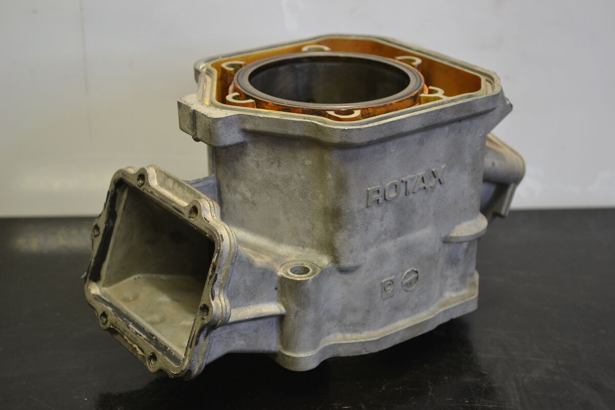 Sylinteri Rotax 600 ss 99-09, 420613628