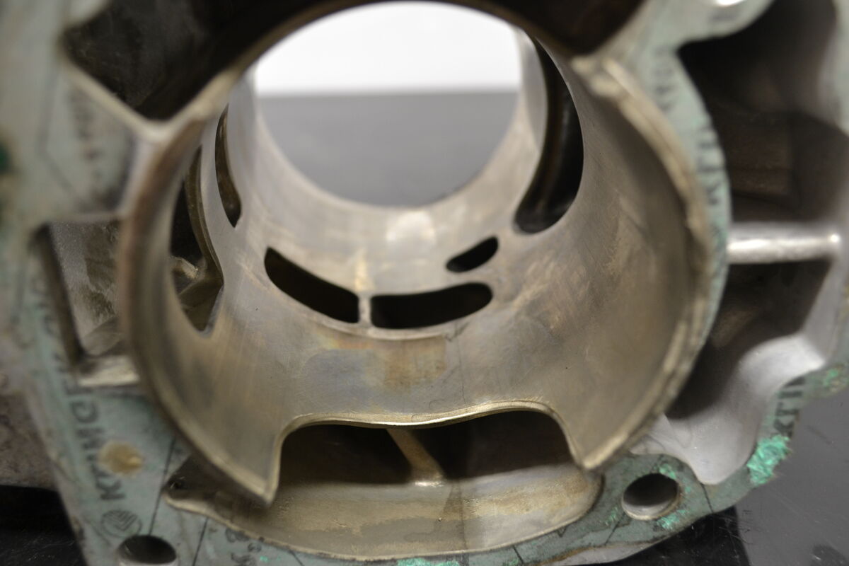 Sylinteri Rotax 700 420923692