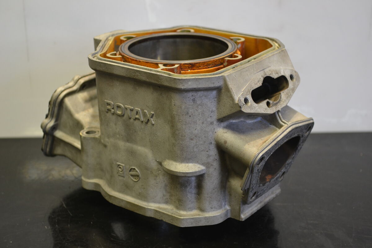 Sylinteri Rotax 600 ss 99-09, 420613628