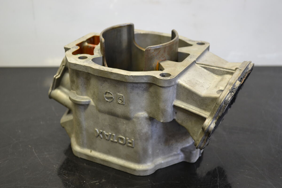 Sylinteri Rotax 600 ss 99-09, 420613628