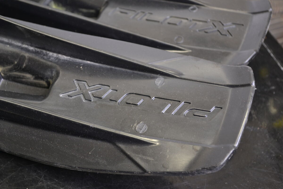 Pilot X sukset Ski-Doo ja Lynx kelkat 05-25