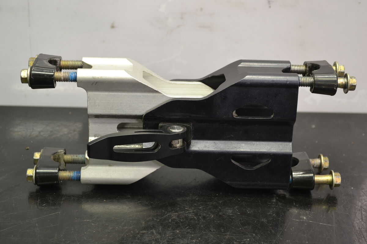 Justerbar styrstångsförhöjare, 860201429