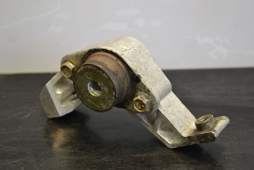 Motorfäste Polaris, 1017778