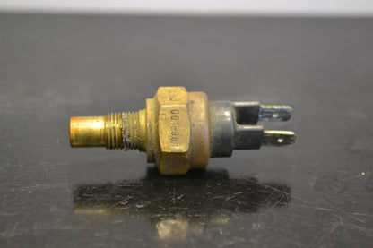 Jäähdytinnesteen lämpötila-anturi, 512047000