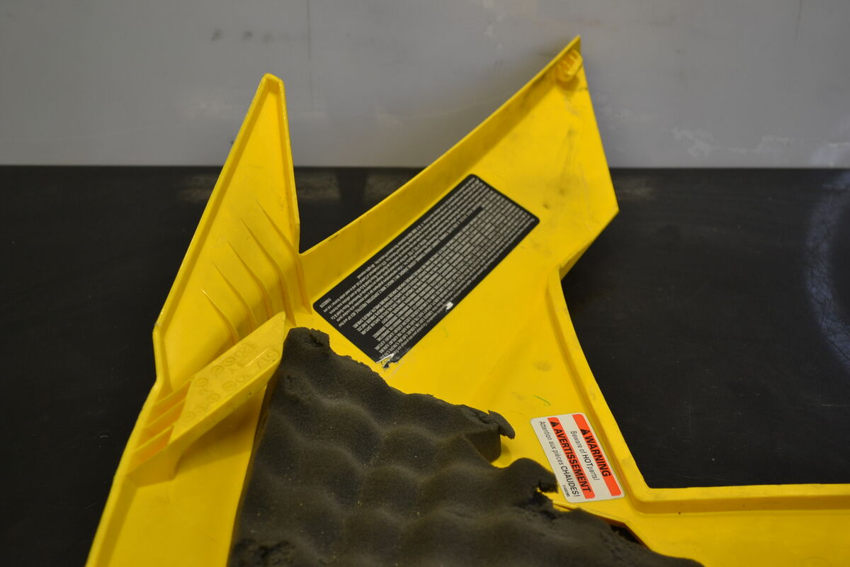 Konepelti Ski-Doo Summit Keltainen, 517304529