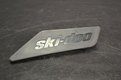 Ski-Doo peitelevy oikea, 517305137