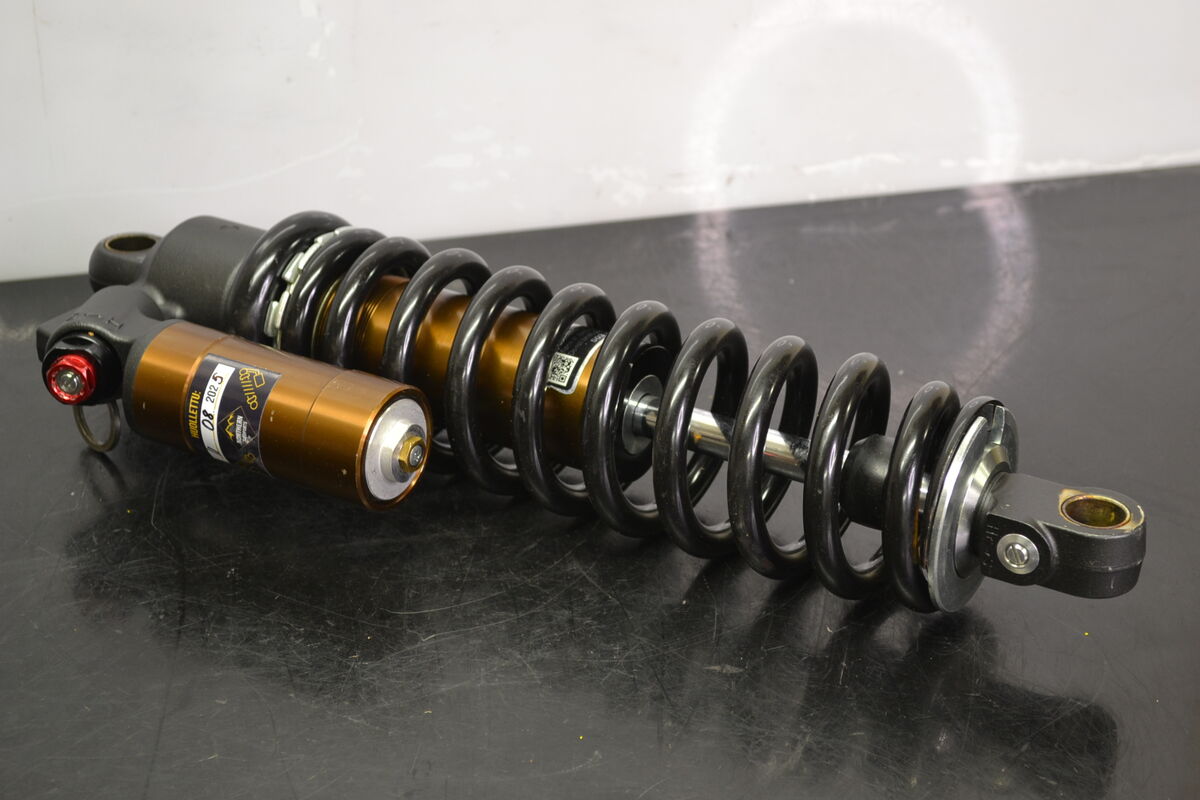 KYB Kashima Coat Takapukin iskunvaimennin, 503195086