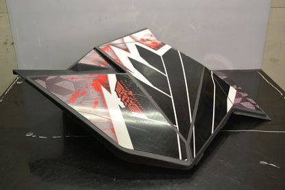 Sivuposki teippauksilla oikea Ski-Doo 08-2013