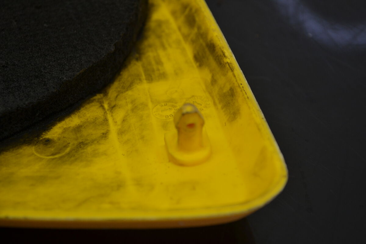 Kytkimen huoltoluukku (2 laatu)