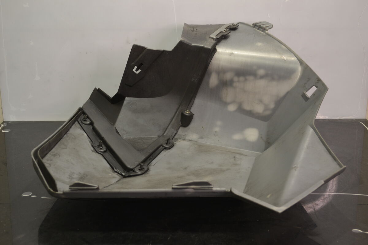 Sivuposki teippauksilla vasen Ski-Doo 08-2013