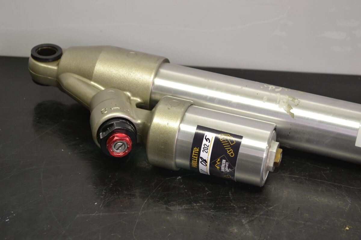 KYB takapukin iskuvaimennin Renegade, 503191816