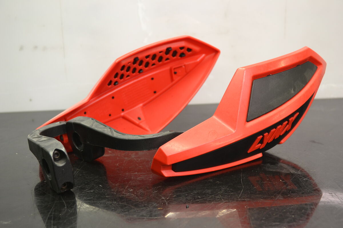 Lynx käsisuojat punainen