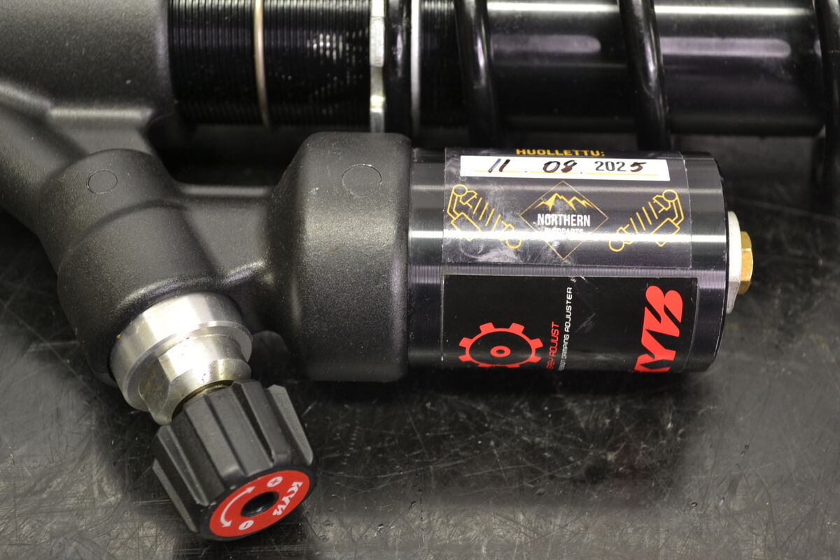 KYB Pro 40 Etuiskunvaimentimet MXZ XRS