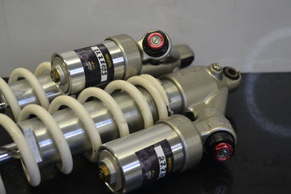 KYB 40 HLCR lisäsäiliölliset etuiskunvaimentimet