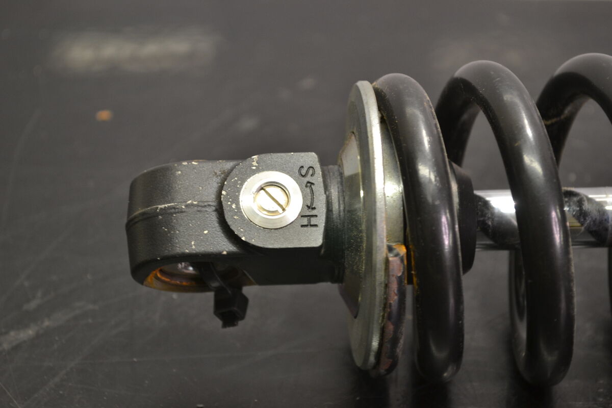 KYB Kashima Coat Etupukin iskunvaimennin, 503195084