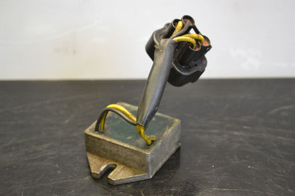 Jännitteensäädin Mxz 500, 600, 700, 800